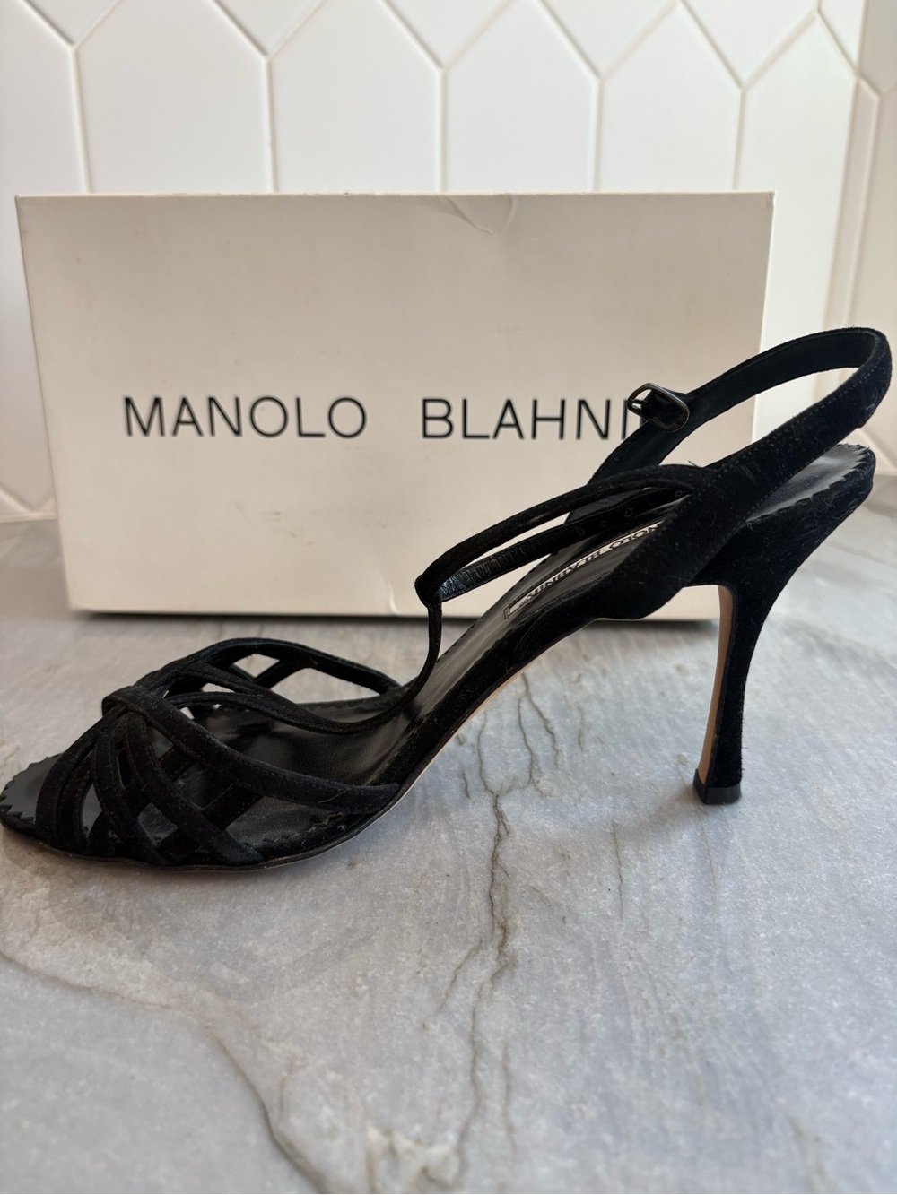 Manolo Blahnik Black Strappy Suede Stiletto Heels size 40 (10) - Picture 5 of 9